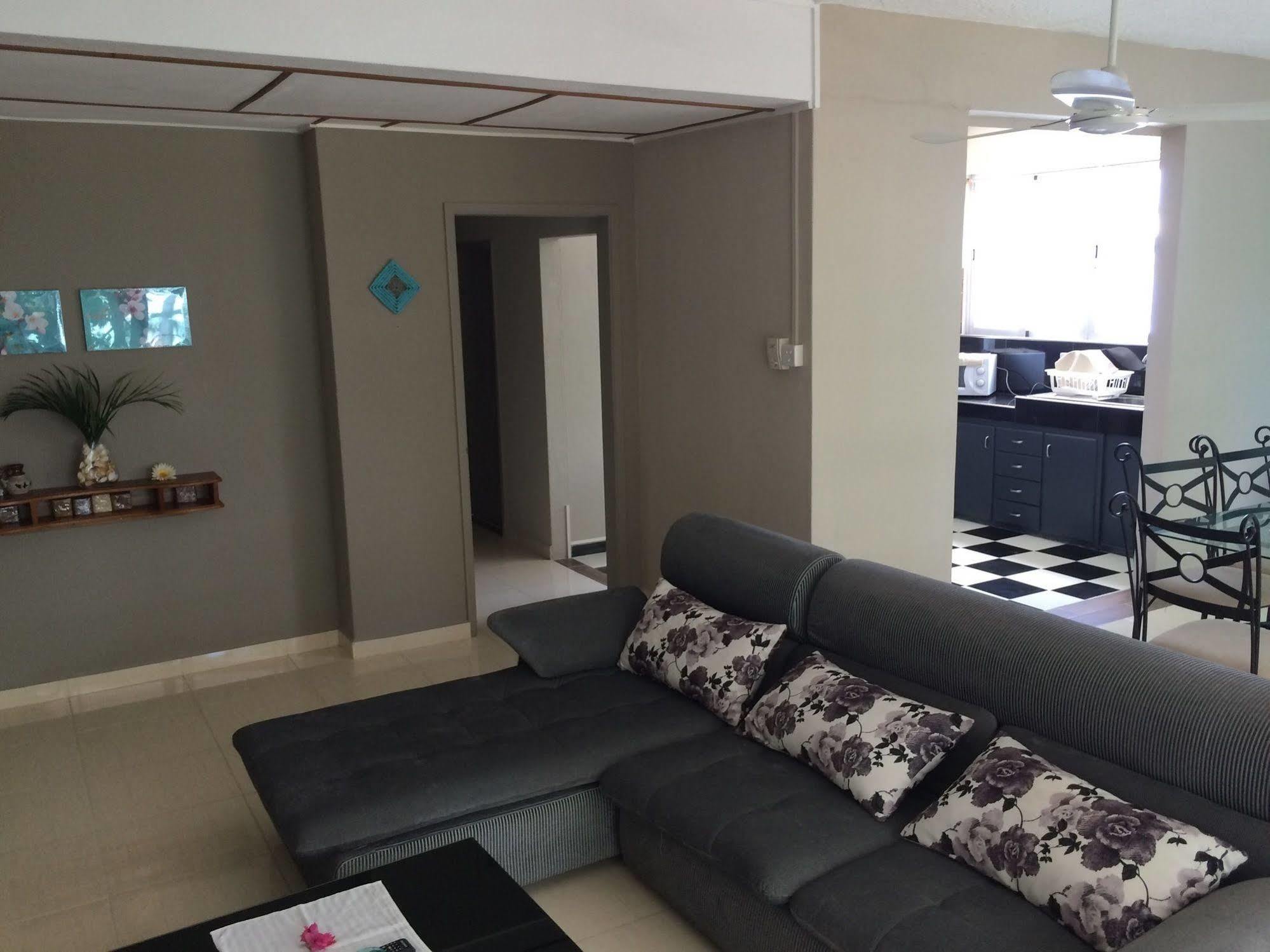 Seaview Holiday Apartments Grand Baie Exterior photo